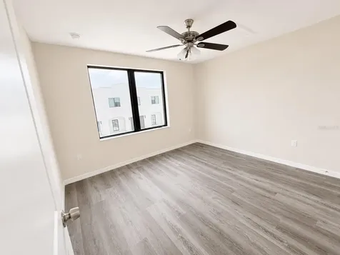 4347 Cambio Gardens Court Tampa FL 33610