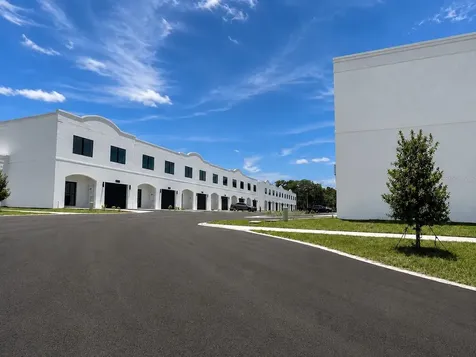 4347 Cambio Gardens Court Tampa FL 33610
