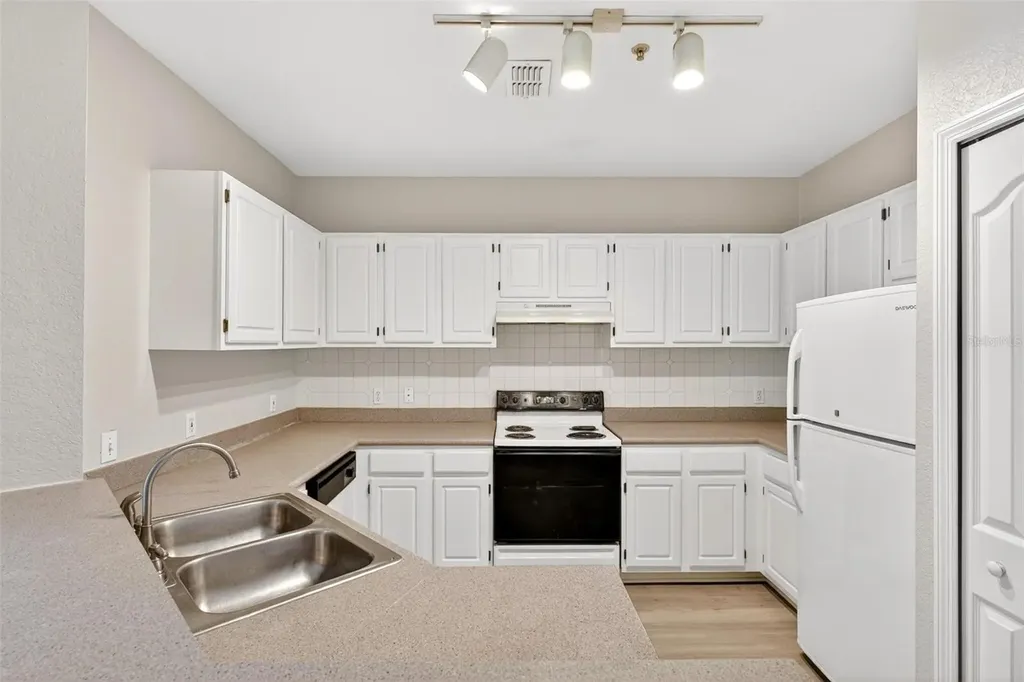 2847 Shadow View Circle Maitland FL 32751