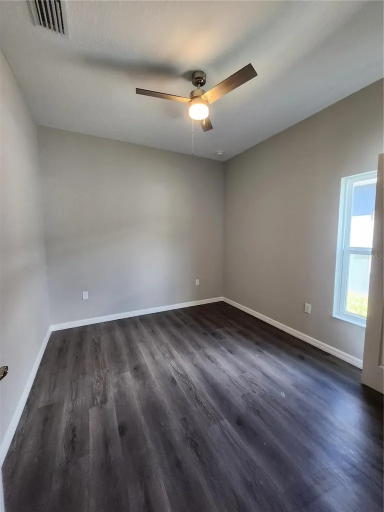 5024 Finders Court Tampa FL 33617