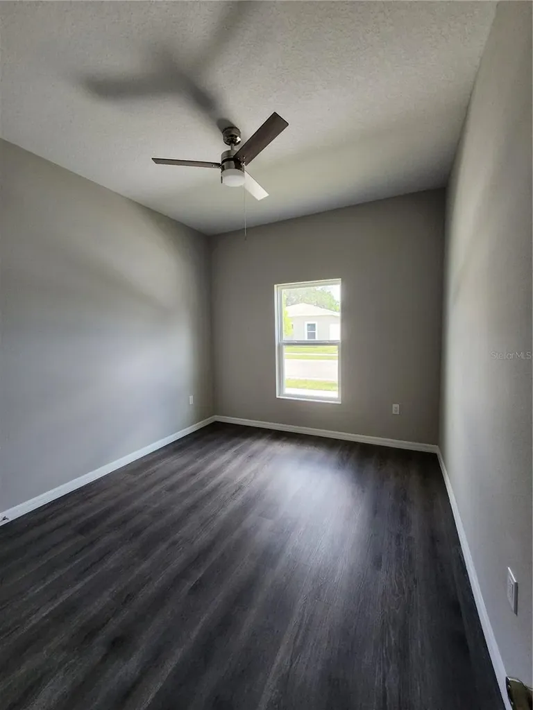 5024 Finders Court Tampa FL 33617