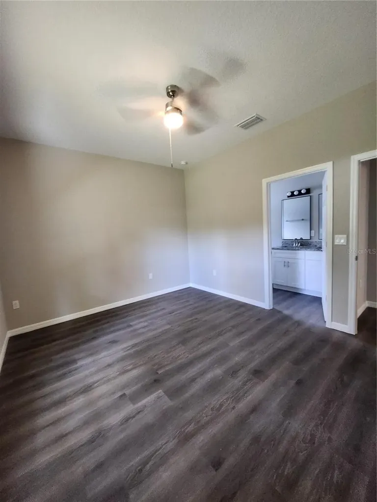 5024 Finders Court Tampa FL 33617