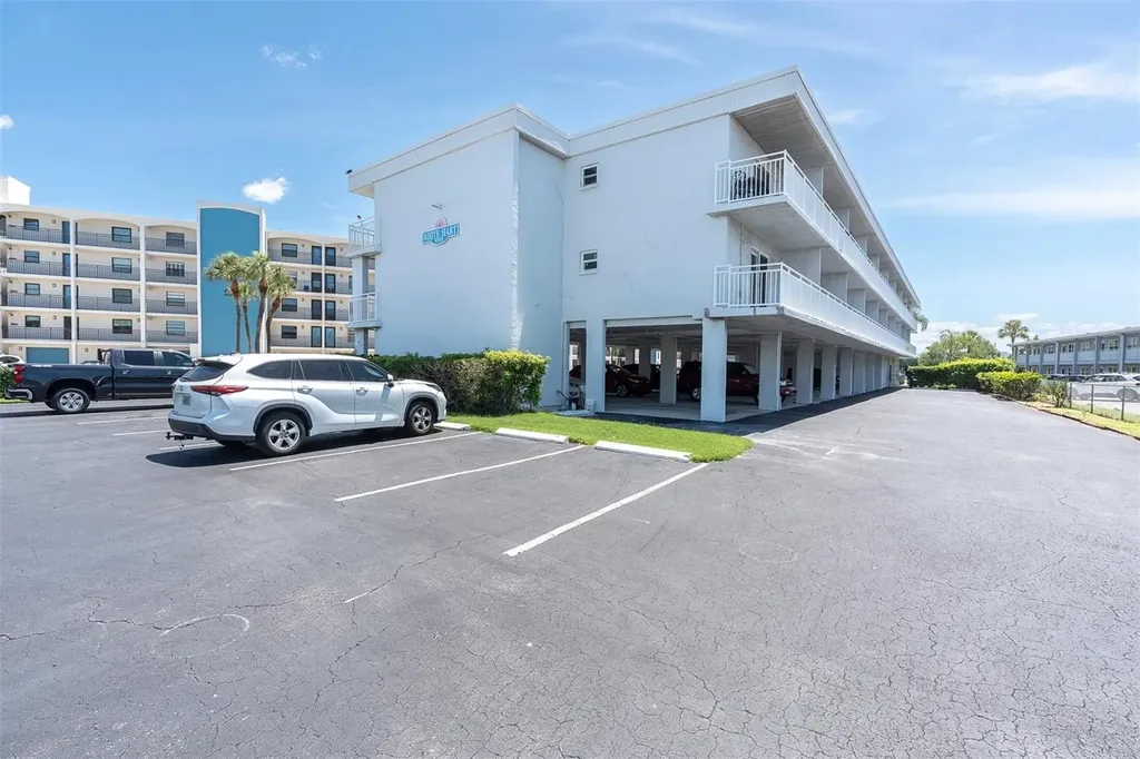 9755 Harrell Avenue Treasure Island FL 33706