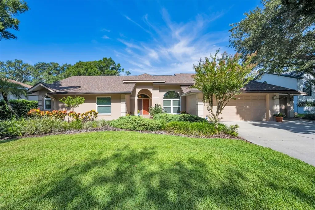 9904 Oaks Lane Seminole FL 33772