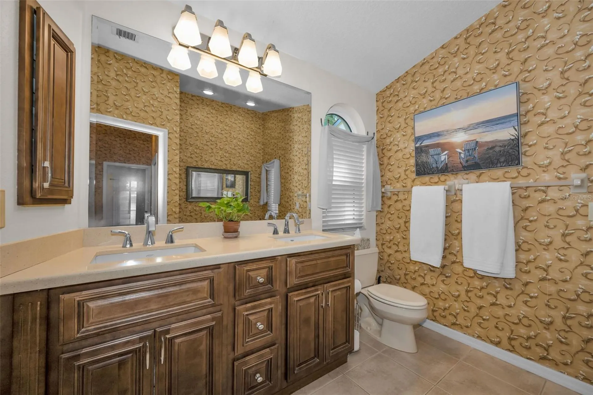 9904 Oaks Lane Seminole FL 33772