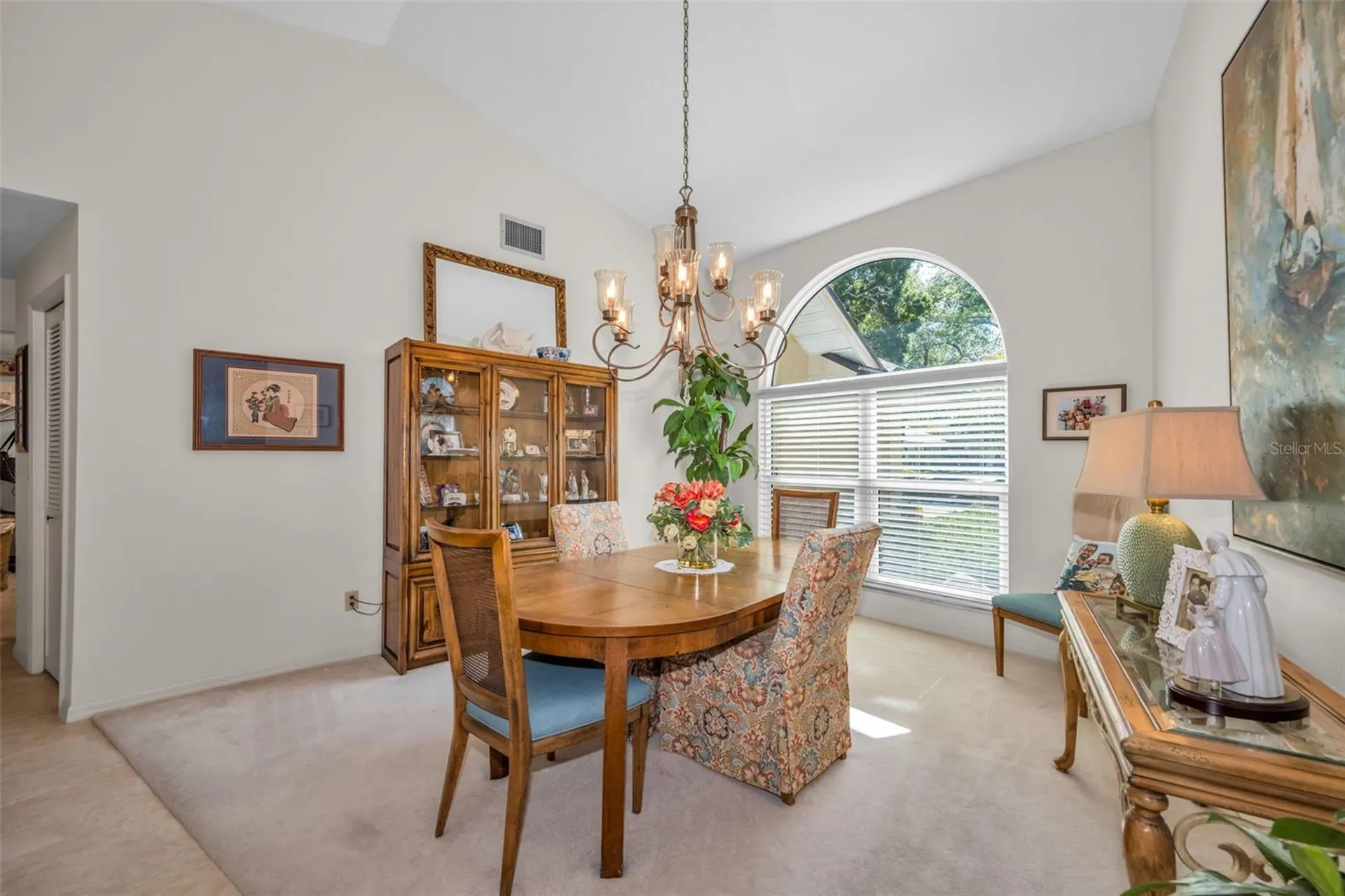 9904 Oaks Lane Seminole FL 33772