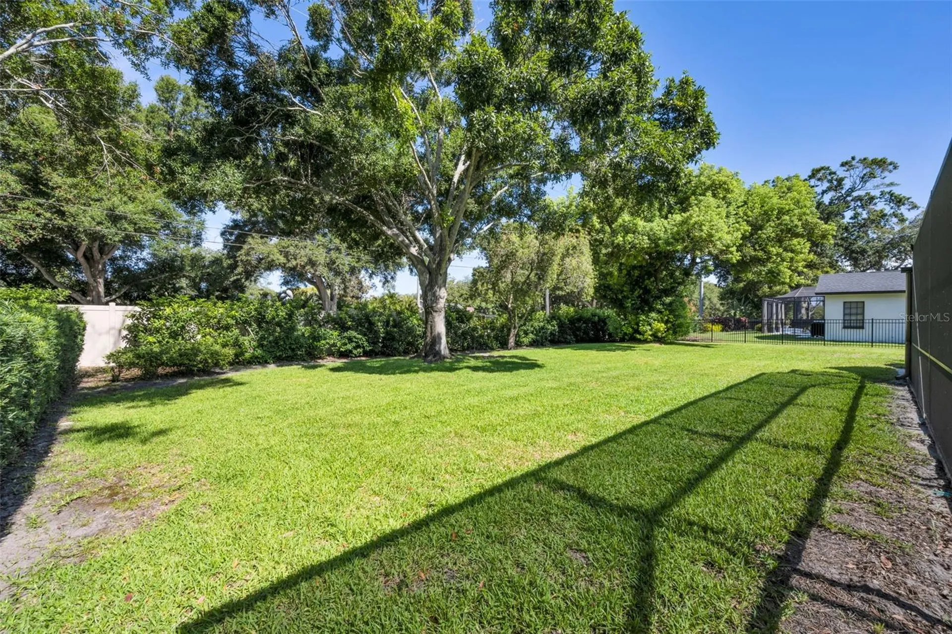 9904 Oaks Lane Seminole FL 33772