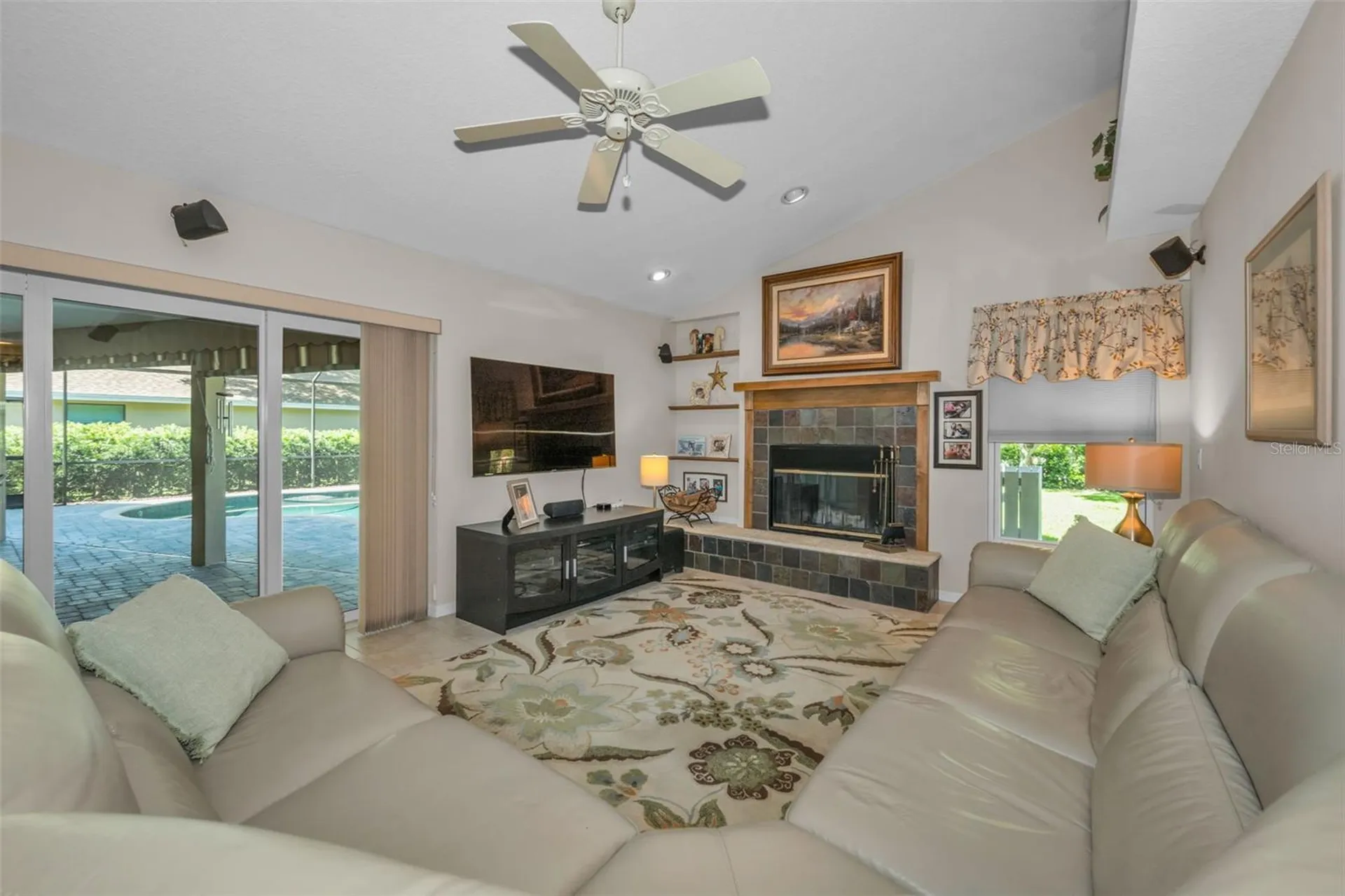 9904 Oaks Lane Seminole FL 33772