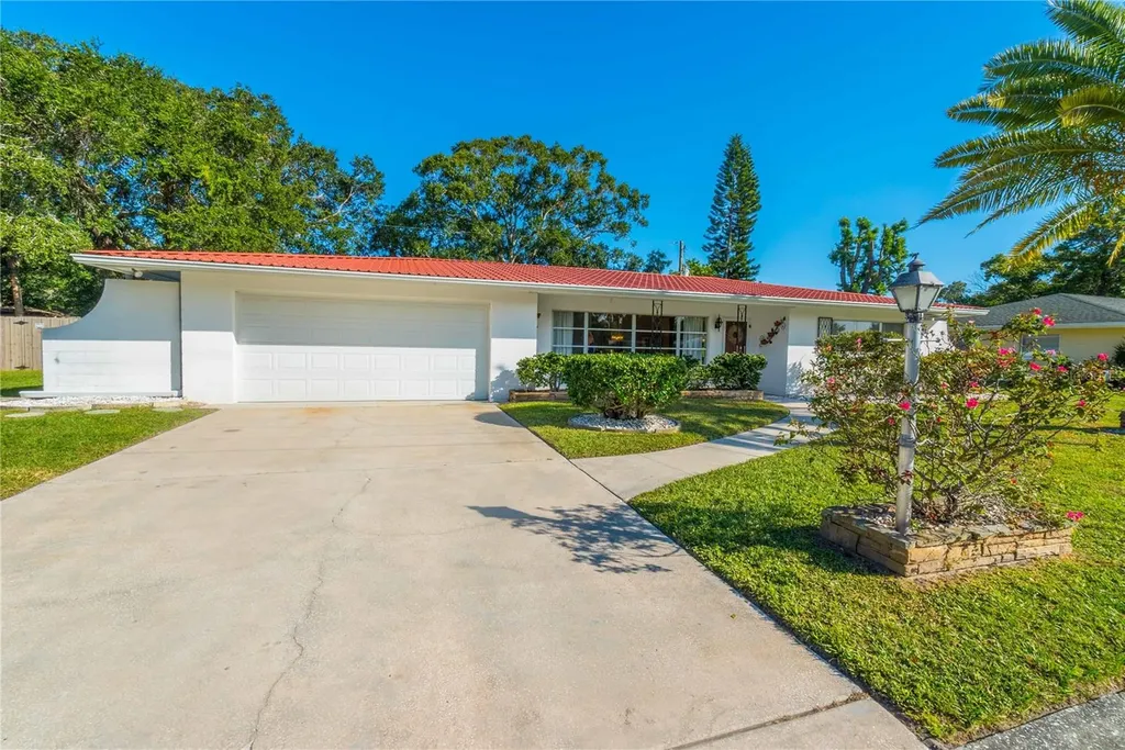 2521 Webber Street Sarasota FL 34239
