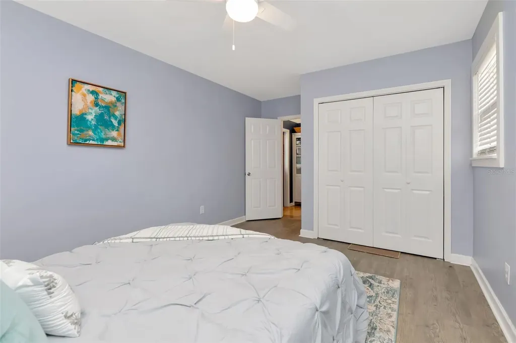 4136 13th Avenue N St Petersburg FL 33713