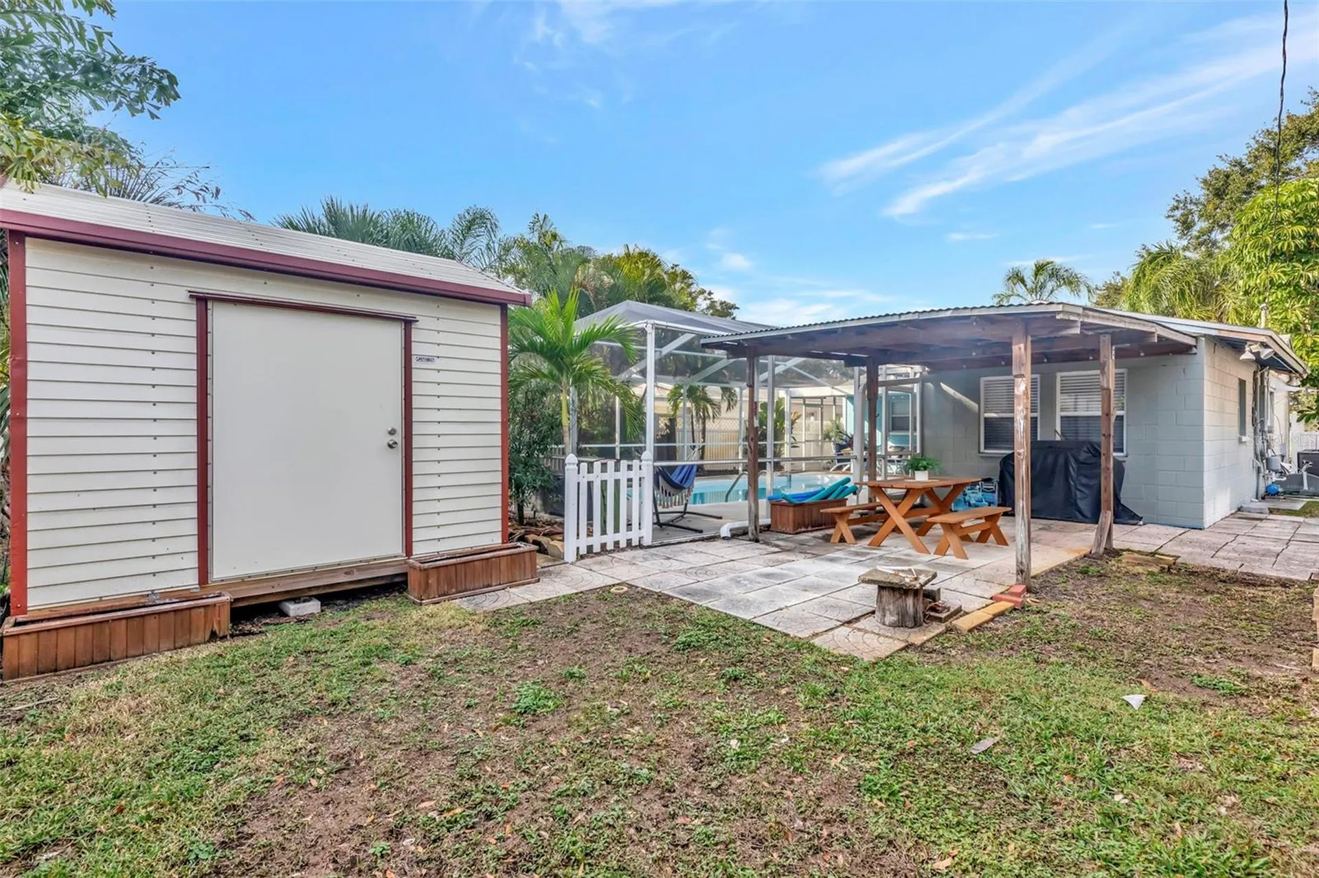 4136 13th Avenue N St Petersburg FL 33713