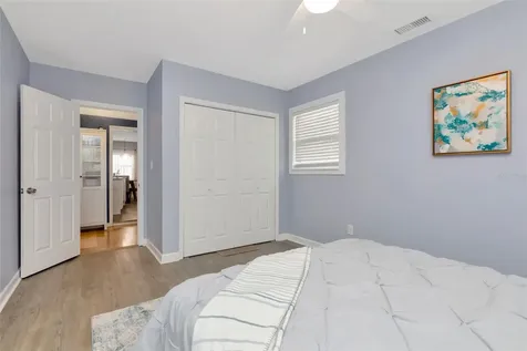 4136 13th Avenue N St Petersburg FL 33713