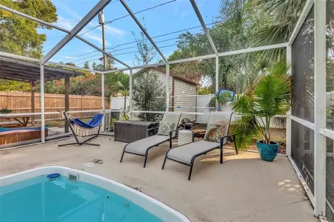 4136 13th Avenue N St Petersburg FL 33713