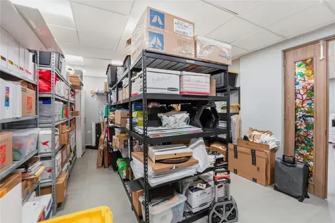 501 Centro Altamira, Calle Perseo San Juan PR 00922