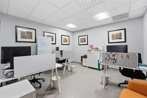 501 Centro Altamira, Calle Perseo San Juan PR 00922