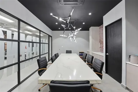 501 Centro Altamira, Calle Perseo San Juan PR 00922