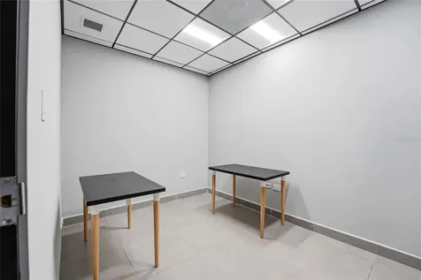 501 Centro Altamira, Calle Perseo San Juan PR 00922