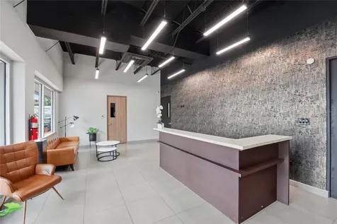 501 Centro Altamira, Calle Perseo San Juan PR 00922