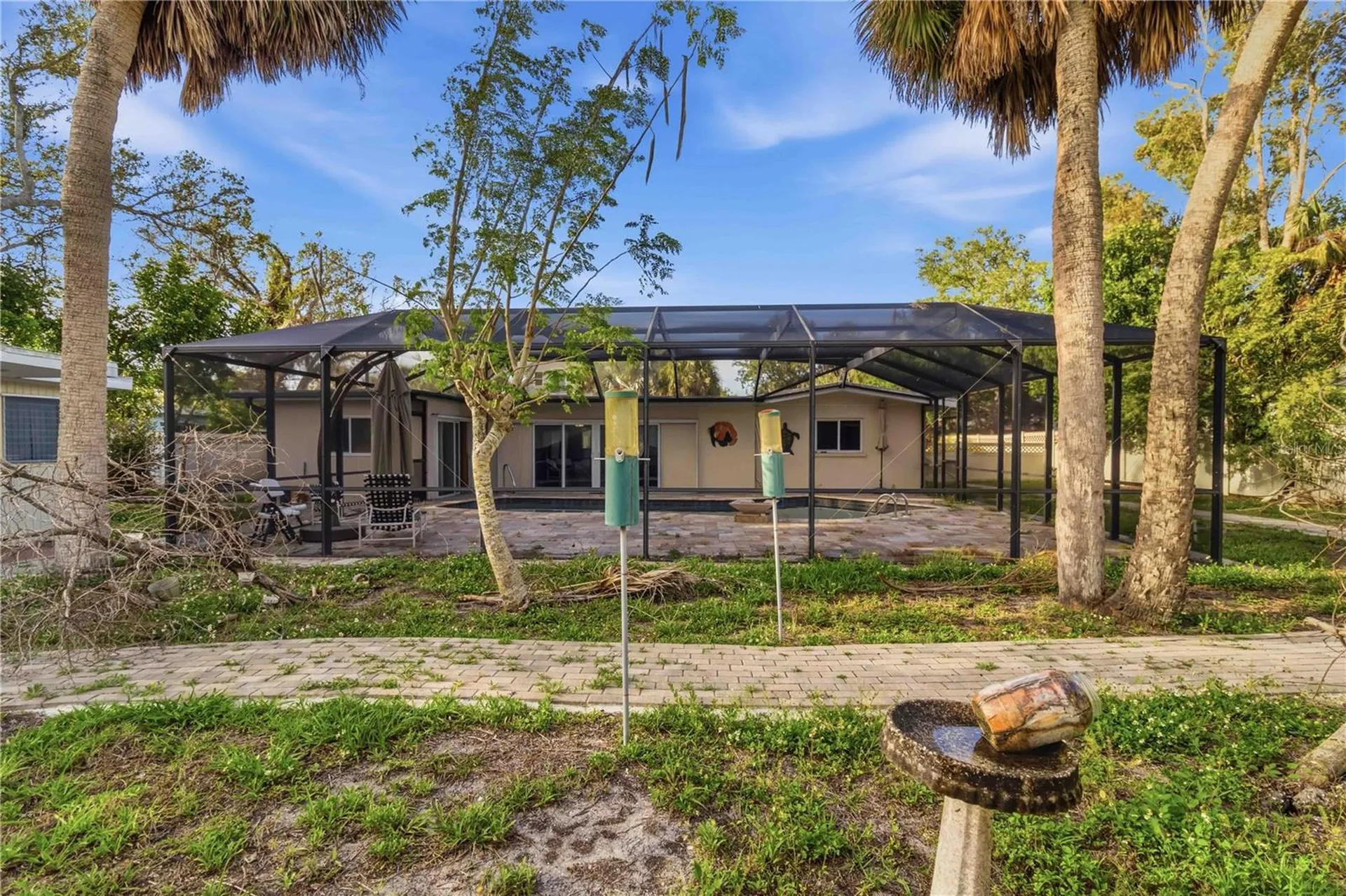 617 Calle De Peru Sarasota FL 34242