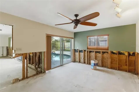 617 Calle De Peru Sarasota FL 34242