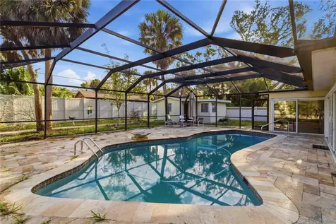 617 Calle De Peru Sarasota FL 34242