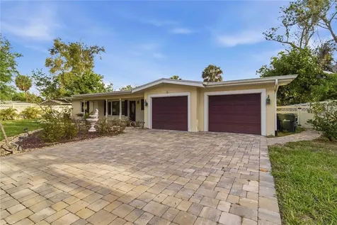 617 Calle De Peru Sarasota FL 34242