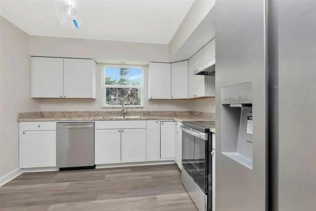 1100 58th Avenue S St Petersburg FL 33705