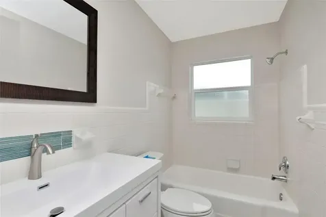 1100 58th Avenue S St Petersburg FL 33705