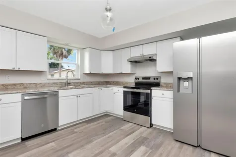 1100 58th Avenue S St Petersburg FL 33705