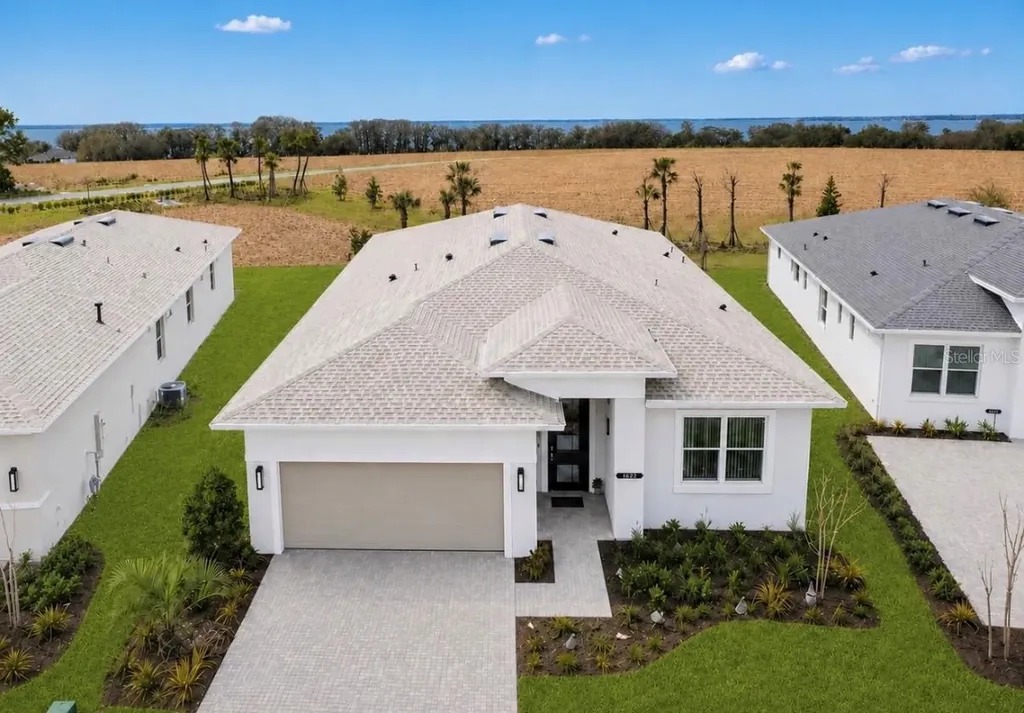 1599 Bellagio Loop Tavares FL 32778
