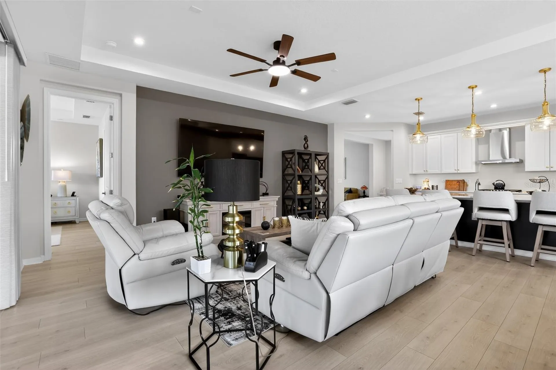 1599 Bellagio Loop Tavares FL 32778