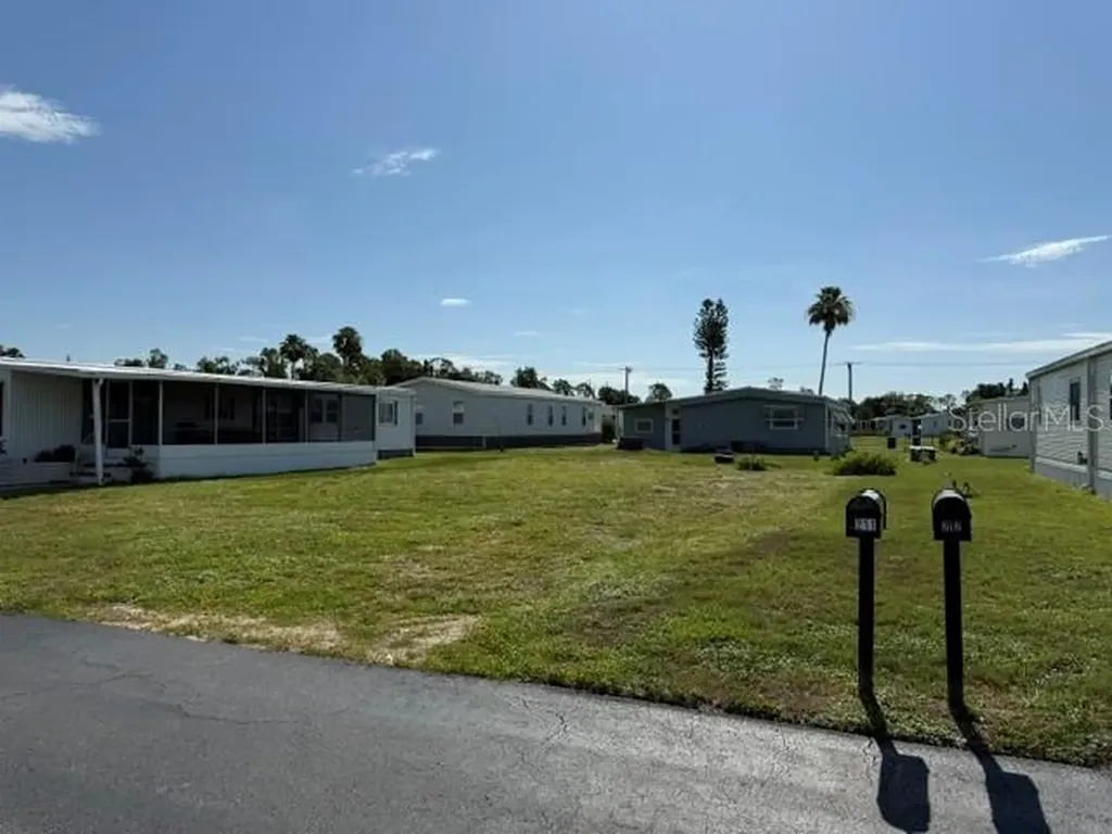 207 La Rosas North Port FL 34287