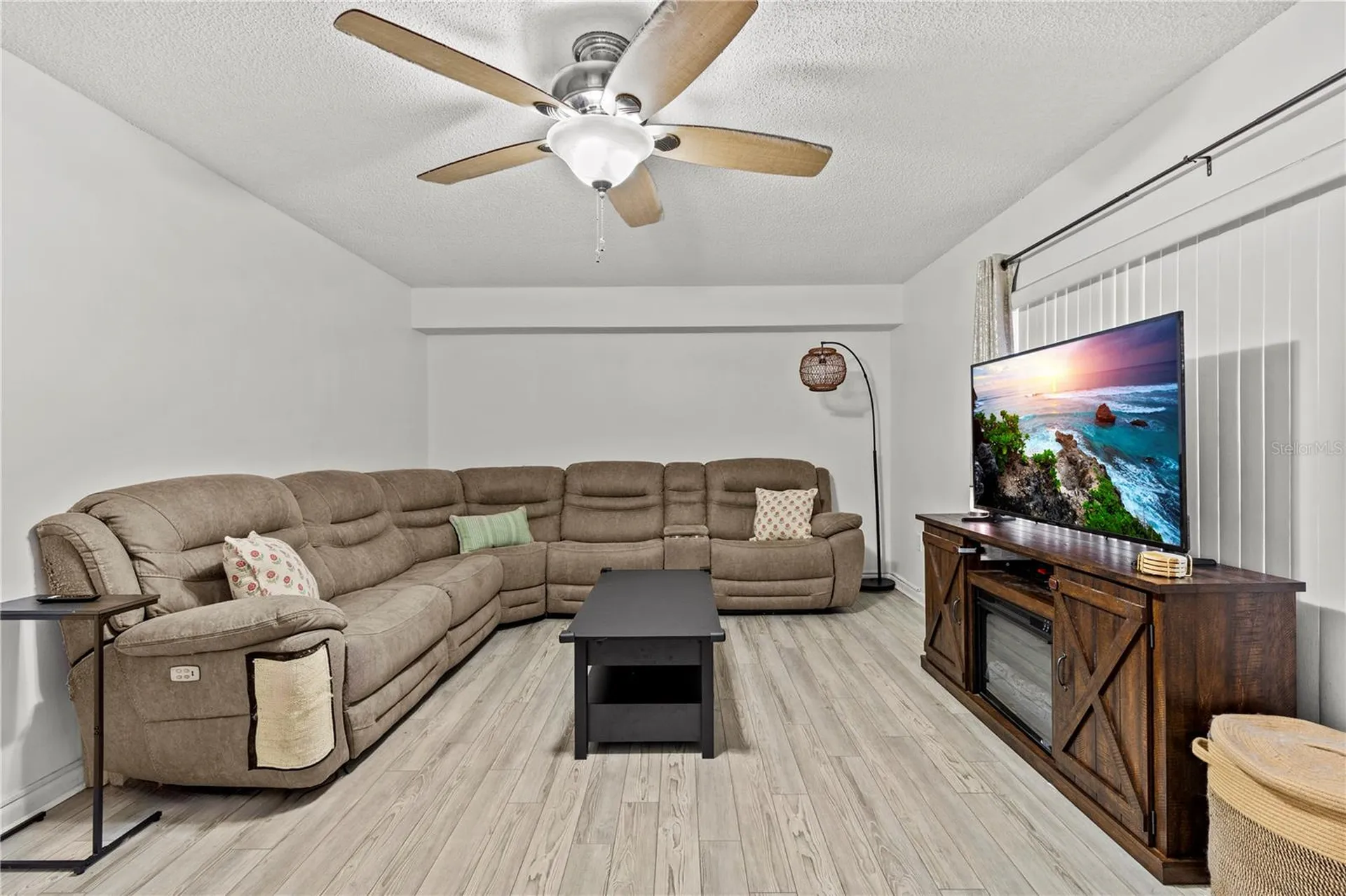 2763 5th Court Palm Harbor FL 34684