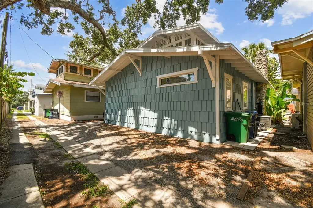 711 S Bungalow Terrace Tampa FL 33606