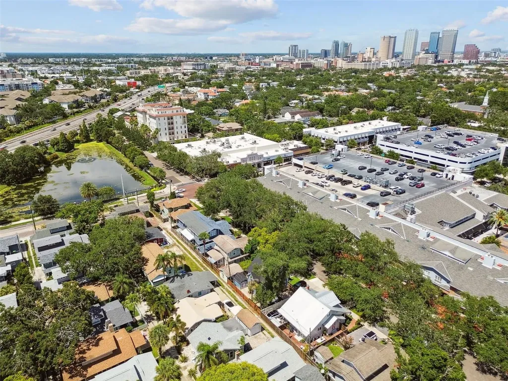 711 S Bungalow Terrace Tampa FL 33606