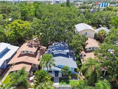 711 S Bungalow Terrace Tampa FL 33606