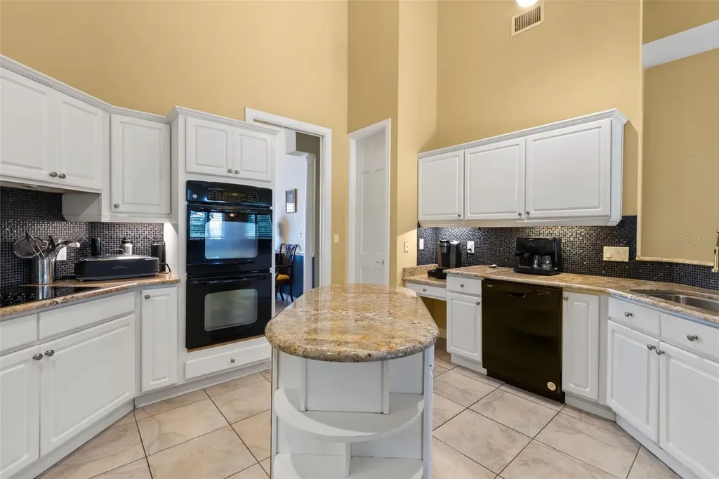 1521 Edgewater Drive Mount Dora FL 32757