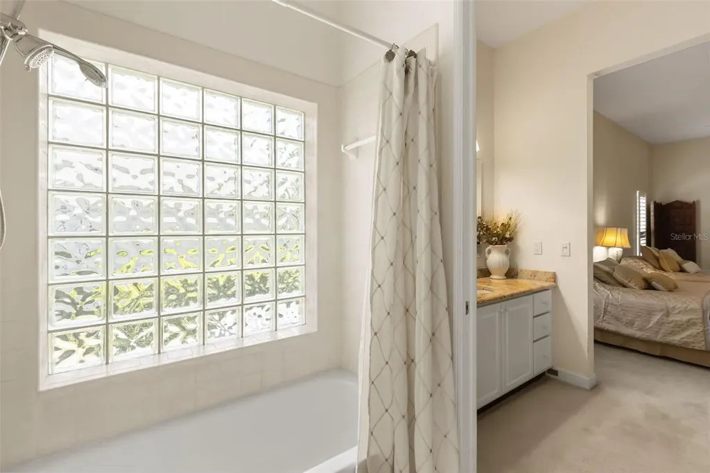 1521 Edgewater Drive Mount Dora FL 32757