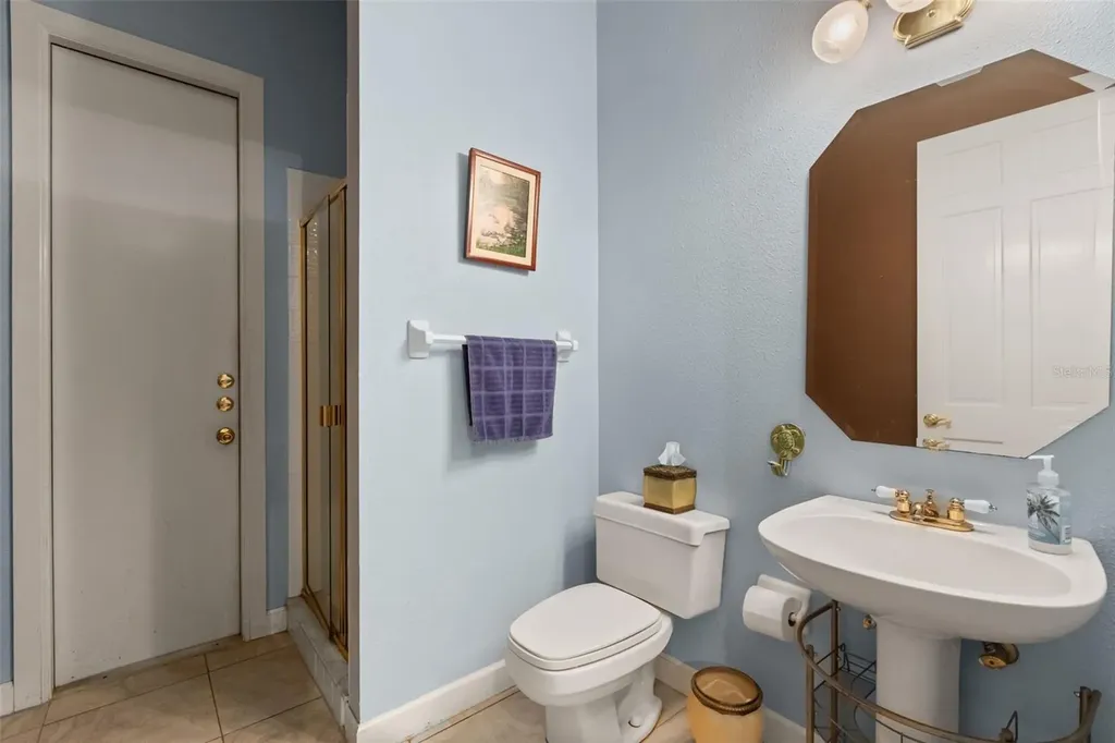 1521 Edgewater Drive Mount Dora FL 32757