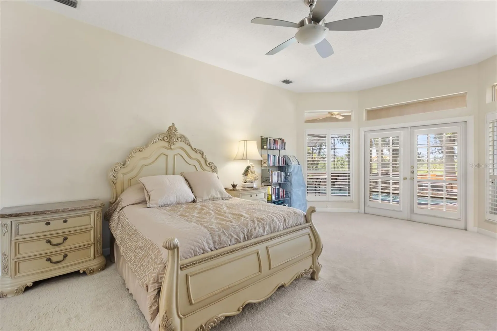 1521 Edgewater Drive Mount Dora FL 32757