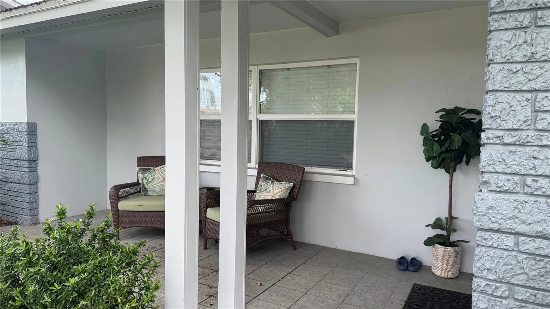 9652 Commodore Drive Seminole FL 33776