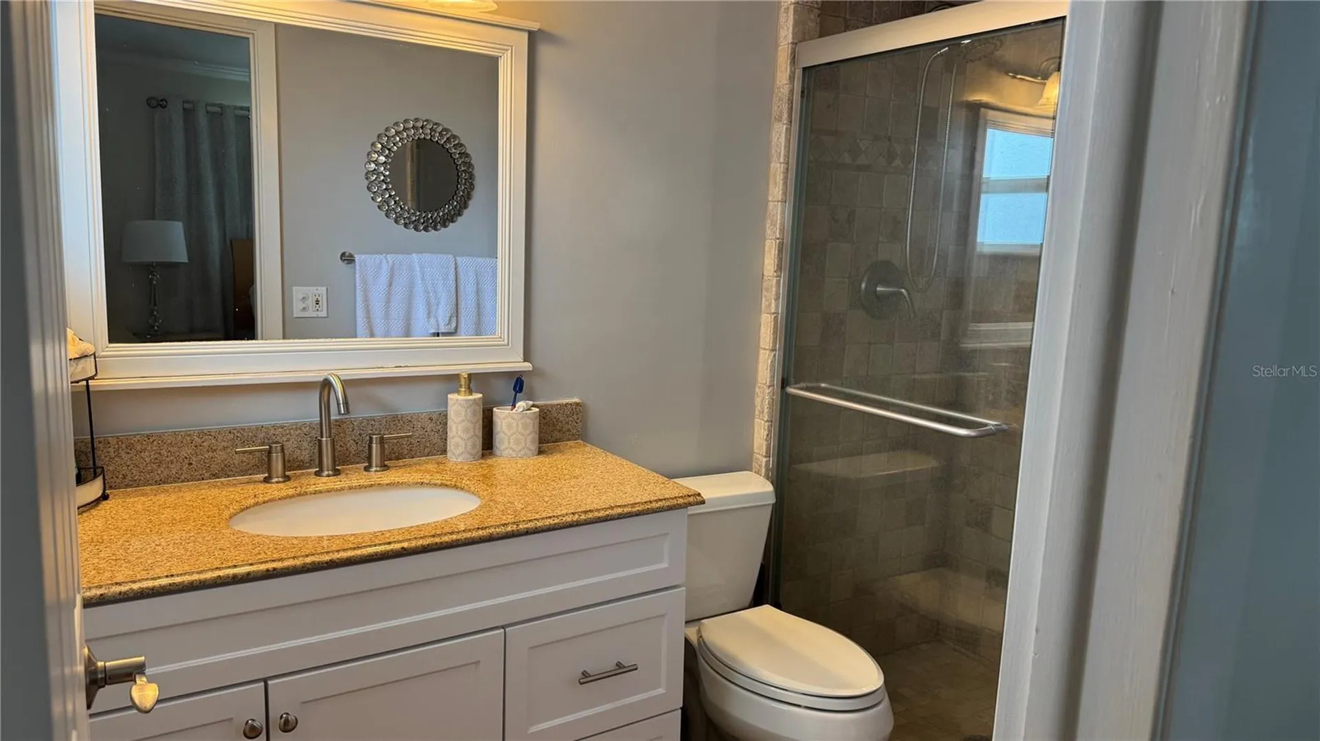 9652 Commodore Drive Seminole FL 33776