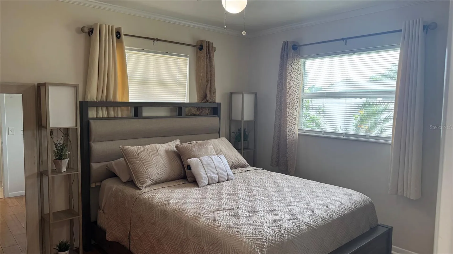9652 Commodore Drive Seminole FL 33776