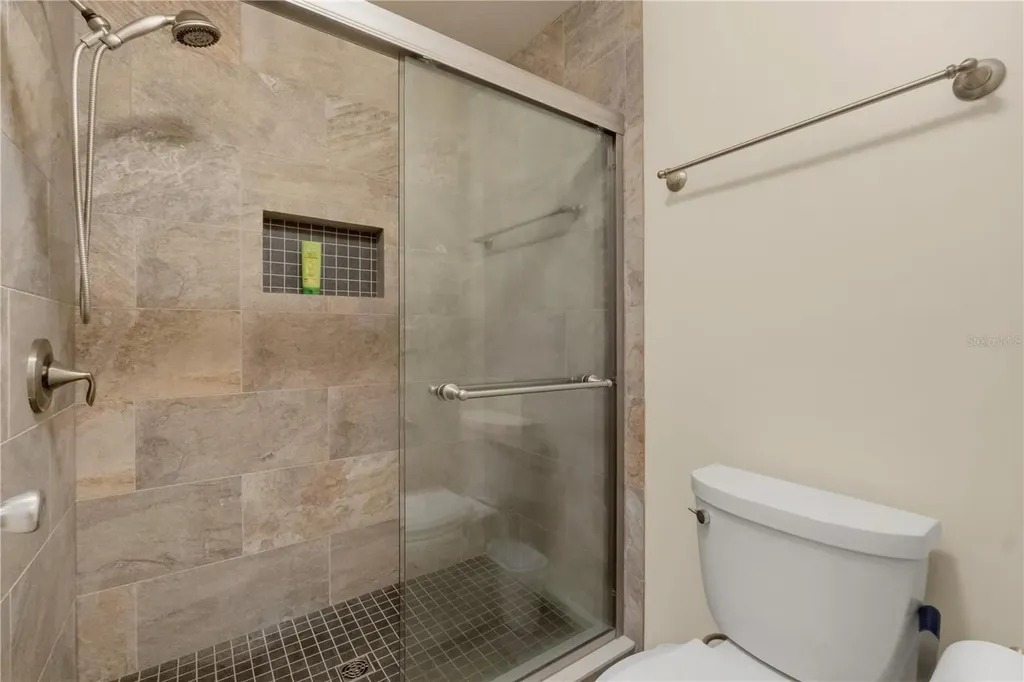 6031 Scotchwood Glen Orlando FL 32822