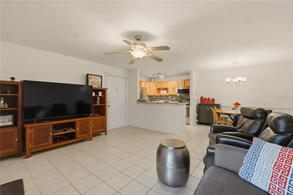 6031 Scotchwood Glen Orlando FL 32822