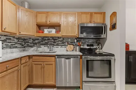 6031 Scotchwood Glen Orlando FL 32822