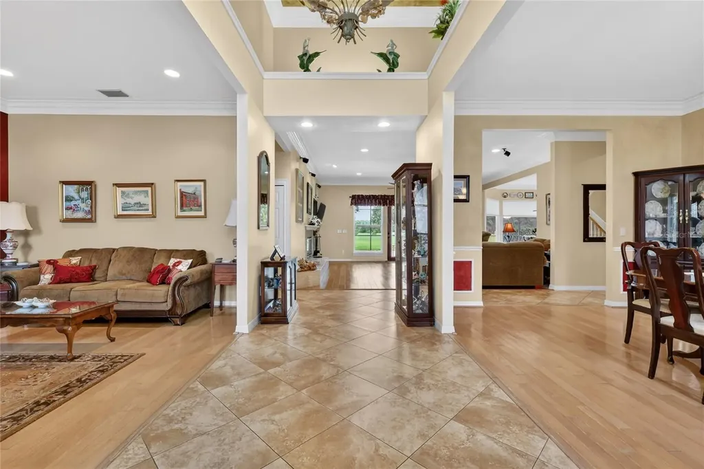 1920 Edgewater Drive Mount Dora FL 32757