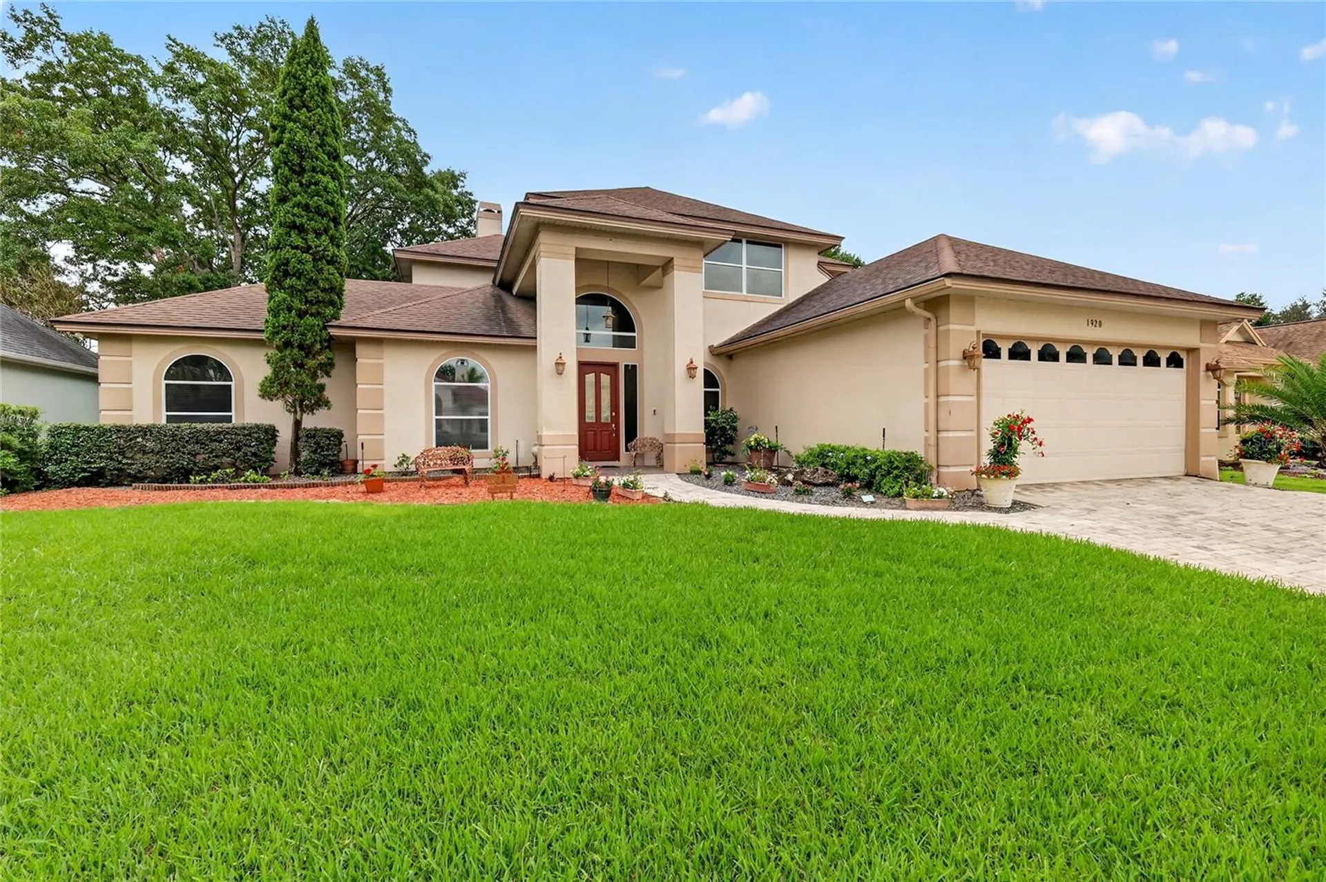 1920 Edgewater Drive Mount Dora FL 32757