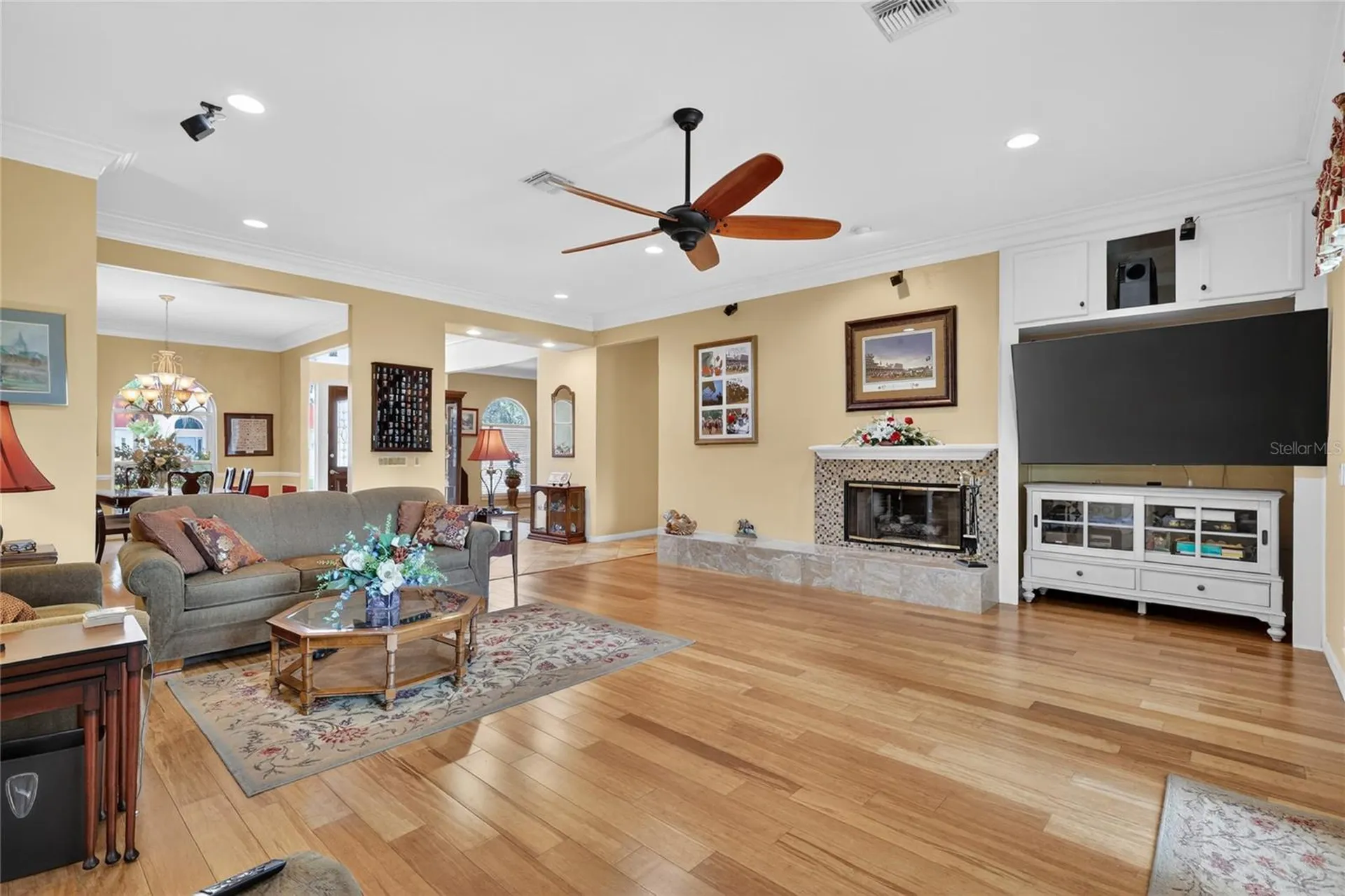 1920 Edgewater Drive Mount Dora FL 32757