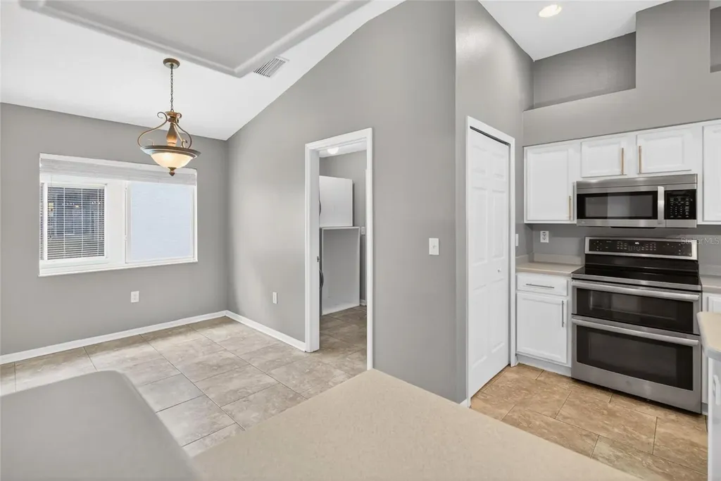 19305 Sea Mist Lane Lutz FL 33558